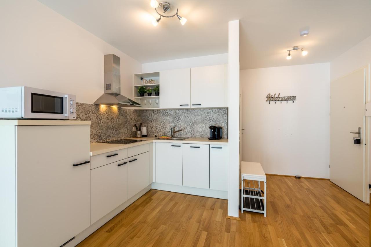 Vienna City And Spa - Modern Apartments Next To Therme Wien & 15 Minutes To The City Center المظهر الخارجي الصورة