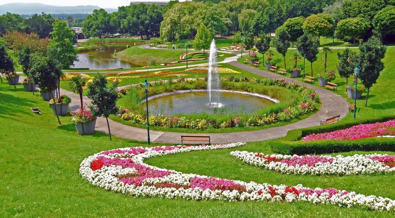 Vienna City And Spa - Modern Apartments Next To Therme Wien & 15 Minutes To The City Center المظهر الخارجي الصورة
